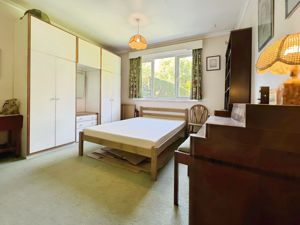 Photo 9- click for photo gallery